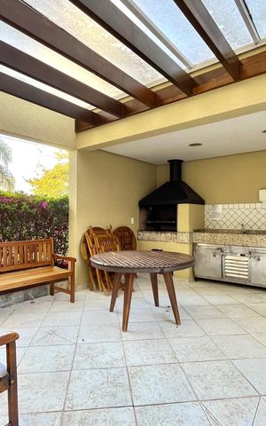 Apartamento à venda com 83m², 2 quartos e 2 vagas Apartamento à venda com 83m², 2 quartos e 2 vagasÁrea comum - Churrasqueira