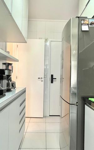 Apartamento à venda com 83m², 2 quartos e 2 vagas Apartamento à venda com 83m², 2 quartos e 2 vagasCozinha