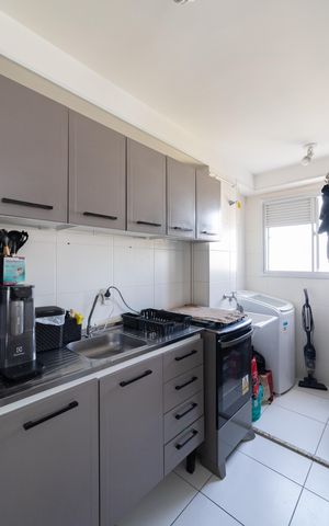 Apartamento à venda com 41m², 2 quartos e sem vaga Apartamento à venda com 41m², 2 quartos e sem vagaSala e Cozinha