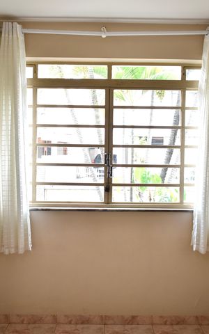 Casa à venda com 120m², 3 quartos e 1 vaga Casa à venda com 120m², 3 quartos e 1 vagaSala