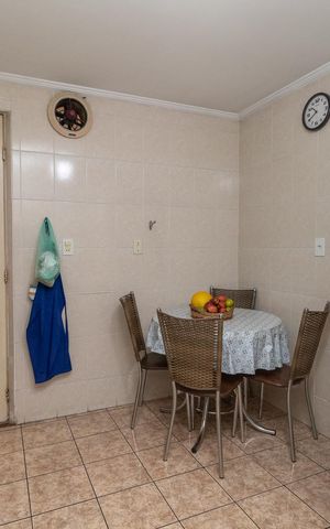 Casa à venda com 134m², 3 quartos e 2 vagasCozinha