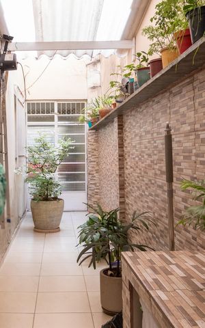 Casa à venda com 134m², 3 quartos e 2 vagasQuintal