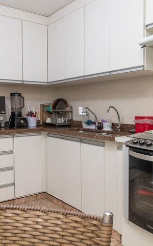 Casa à venda com 134m², 3 quartos e 2 vagasCozinha