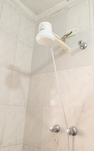 Casa à venda com 134m², 3 quartos e 2 vagasBanheiro da Suíte