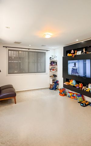 Casa à venda com 150m², 3 quartos e 2 vagas Casa à venda com 150m², 3 quartos e 2 vagasSala