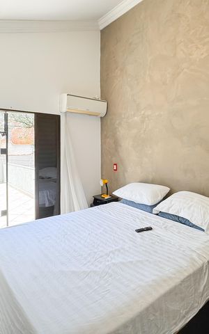 Casa à venda com 150m², 3 quartos e 2 vagas Casa à venda com 150m², 3 quartos e 2 vagasSuíte master
