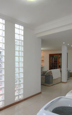 Casa à venda com 316m², 4 quartos e 4 vagasÁrea de Serviço