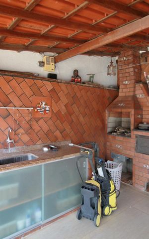Casa à venda com 316m², 4 quartos e 4 vagasÁrea comum
