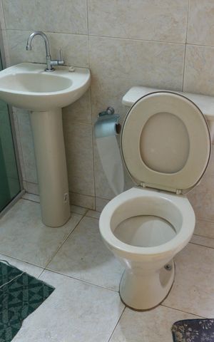 Casa à venda com 360m², 3 quartos e 3 vagasBanheiro 2