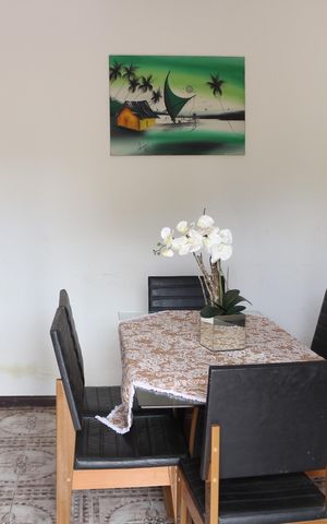 Casa à venda com 360m², 3 quartos e 3 vagasCasa 3 Sala 1