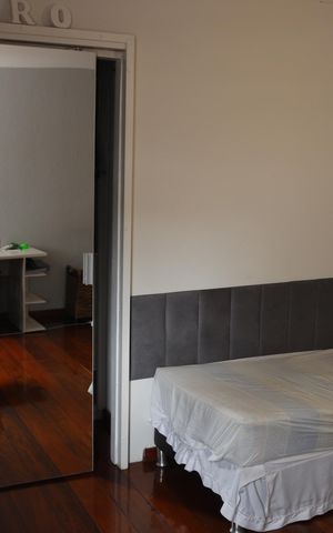 Casa à venda com 360m², 3 quartos e 3 vagasCasa 2 Quarto 2