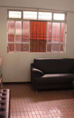 Casa à venda com 360m², 3 quartos e 3 vagasCasa 3 Sala 2