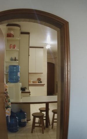 Apartamento à venda com 263m², 4 quartos e 3 vagas Apartamento à venda com 263m², 4 quartos e 3 vagasCozinha