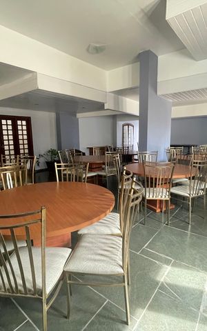 Apartamento à venda com 263m², 4 quartos e 3 vagas Apartamento à venda com 263m², 4 quartos e 3 vagasÁrea comum - Salão de festas