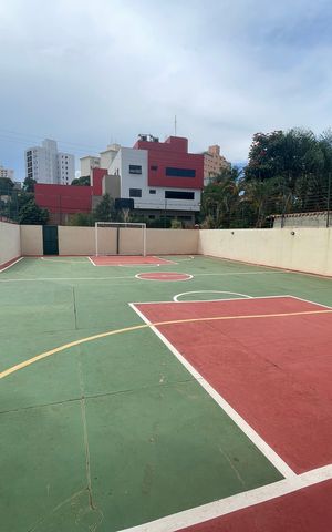 Apartamento à venda com 263m², 4 quartos e 3 vagas Apartamento à venda com 263m², 4 quartos e 3 vagasQuadra Esportiva