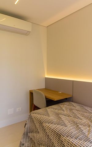 Apartamento à venda com 175m², 3 quartos e 3 vagas Apartamento à venda com 175m², 3 quartos e 3 vagasSuíte 3