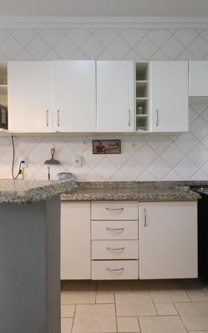 Apartamento para alugar com 55m², 2 quartos e 2 vagas Apartamento para alugar com 55m², 2 quartos e 2 vagasCozinha