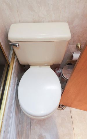 Apartamento à venda com 167m², 4 quartos e 2 vagas Apartamento à venda com 167m², 4 quartos e 2 vagasBanheiro da Suíte 1