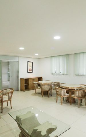 Apartamento à venda com 167m², 4 quartos e 2 vagas Apartamento à venda com 167m², 4 quartos e 2 vagasSalão de Festas
