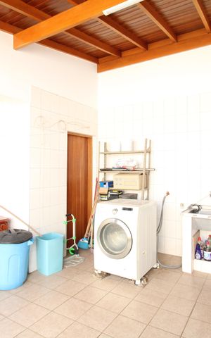 Casa à venda com 315m², 4 quartos e 8 vagasÁrea de Serviço