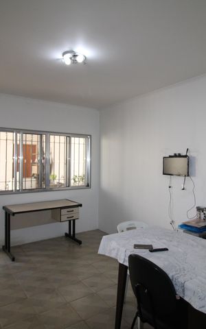 Casa à venda com 315m², 4 quartos e 8 vagasCozinha