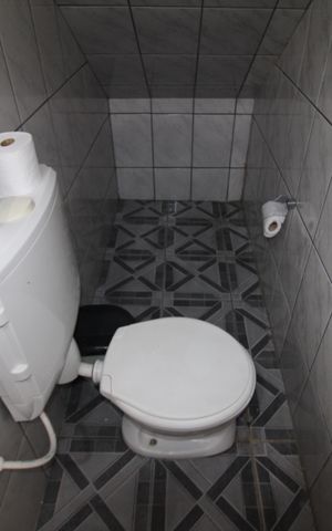 Casa à venda com 315m², 4 quartos e 8 vagasGaragem - Banheiro
