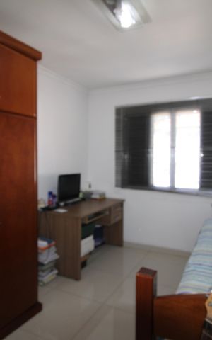Casa à venda com 315m², 4 quartos e 8 vagasQuarto 4