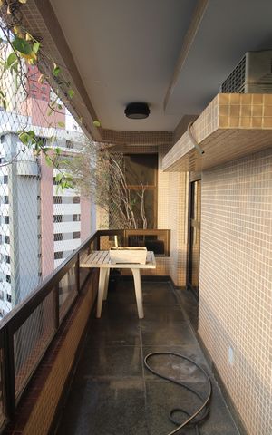 Apartamento para alugar com 355m², 4 quartos e 4 vagasQuarto 3 - Varanda