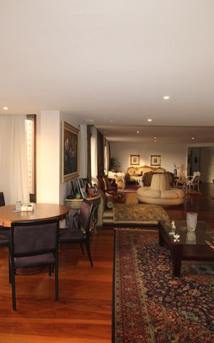 Apartamento para alugar com 355m², 4 quartos e 4 vagasSala