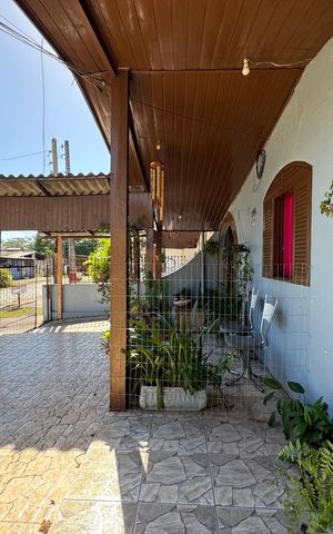 Casa à venda com 120m², 4 quartos e 1 vaga Casa à venda com 120m², 4 quartos e 1 vagaÁrea comum