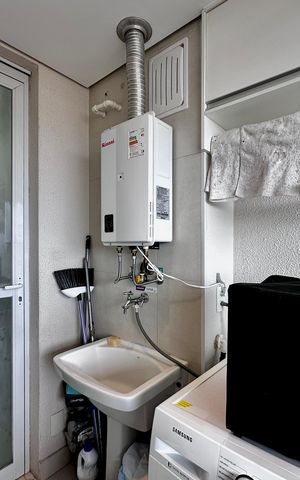 Apartamento à venda com 68m², 2 quartos e 2 vagas Apartamento à venda com 68m², 2 quartos e 2 vagasÁrea de Serviço