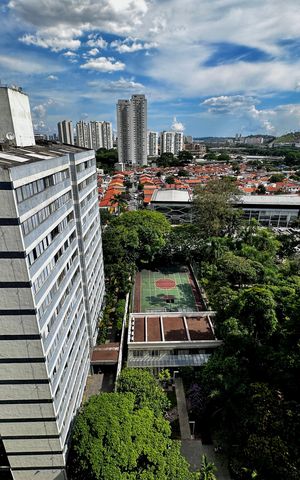 Apartamento à venda com 68m², 2 quartos e 2 vagas Apartamento à venda com 68m², 2 quartos e 2 vagasVista