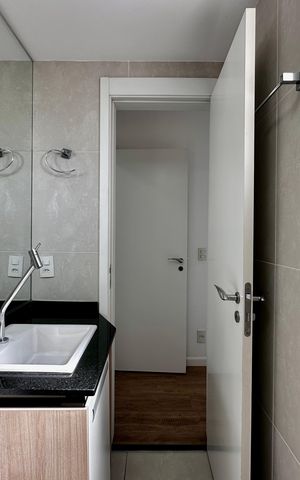 Apartamento à venda com 68m², 2 quartos e 2 vagas Apartamento à venda com 68m², 2 quartos e 2 vagasBanheiro Suíte