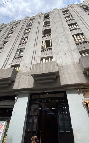 Apartamento à venda com 37m², 1 quarto e sem vaga Apartamento à venda com 37m², 1 quarto e sem vagaFachada