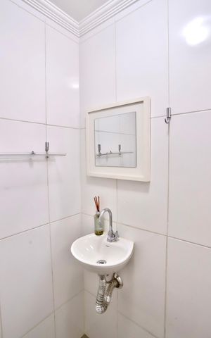 Apartamento à venda com 78m², 2 quartos e 1 vaga Apartamento à venda com 78m², 2 quartos e 1 vagaBanheiro de Serviço
