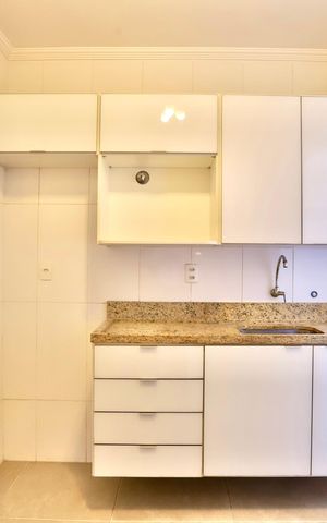 Apartamento à venda com 78m², 2 quartos e 1 vaga Apartamento à venda com 78m², 2 quartos e 1 vagaCozinha