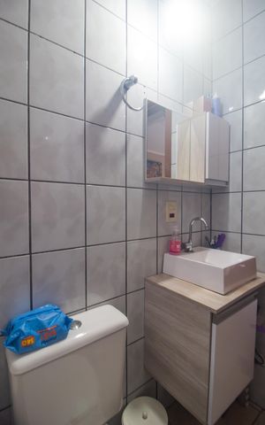 Casa de condomínio à venda com 90080m², 3 quartos e 1 vaga Casa de condomínio à venda com 90080m², 3 quartos e 1 vagaBanheiro Social
