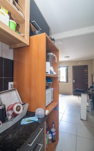 Casa de condomínio à venda com 90080m², 3 quartos e 1 vaga Casa de condomínio à venda com 90080m², 3 quartos e 1 vagaCozinha