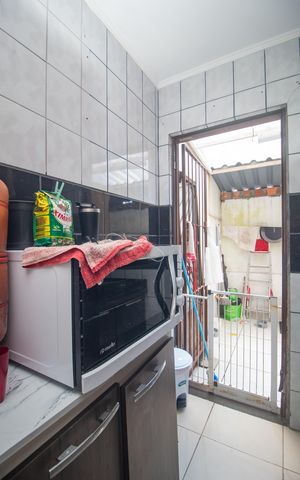 Casa de condomínio à venda com 90080m², 3 quartos e 1 vaga Casa de condomínio à venda com 90080m², 3 quartos e 1 vagaCozinha