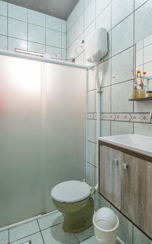 Casa à venda com 530m², 2 quartos e 3 vagas Casa à venda com 530m², 2 quartos e 3 vagasBanheiro 1