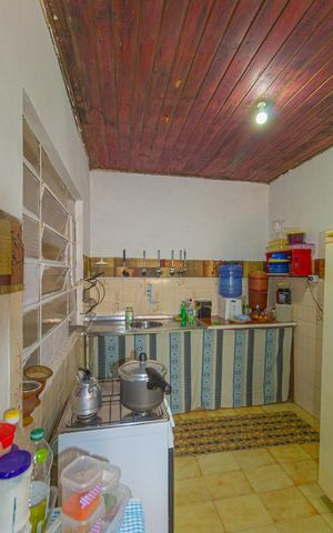 Casa à venda com 350m², 3 quartos e 3 vagas Casa à venda com 350m², 3 quartos e 3 vagasCozinha