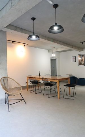 Apartamento à venda com 37m², 1 quarto e sem vagaÁrea comum - Salão de festas