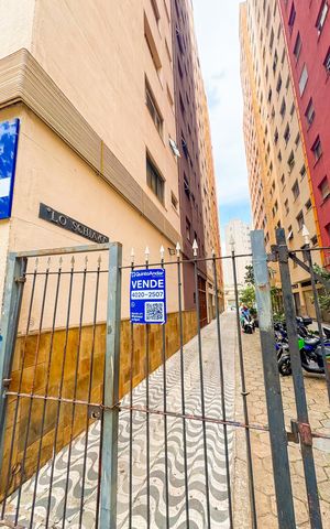 Apartamento à venda com 29m², 1 quarto e sem vaga Apartamento à venda com 29m², 1 quarto e sem vagaFachada e Plaquinha