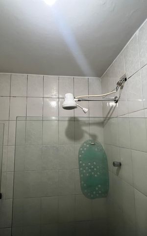 Casa à venda com 450m², 3 quartos e 2 vagasBanheiro