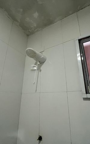 Casa à venda com 450m², 3 quartos e 2 vagasBanheiro