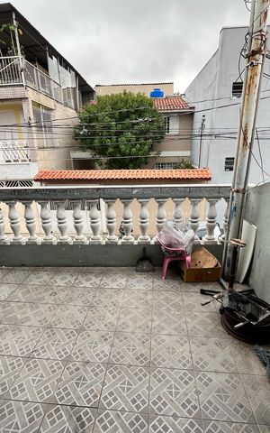 Casa à venda com 450m², 3 quartos e 2 vagasVaranda
