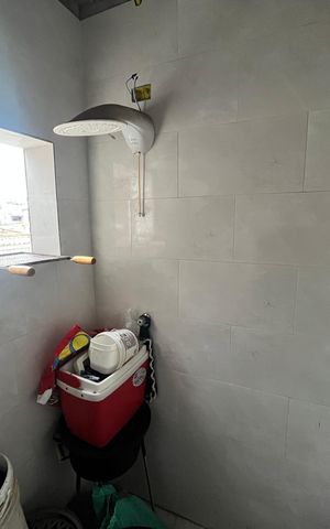 Casa à venda com 450m², 3 quartos e 2 vagasBanheiro