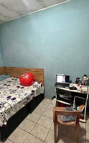Casa à venda com 450m², 3 quartos e 2 vagasQuarto