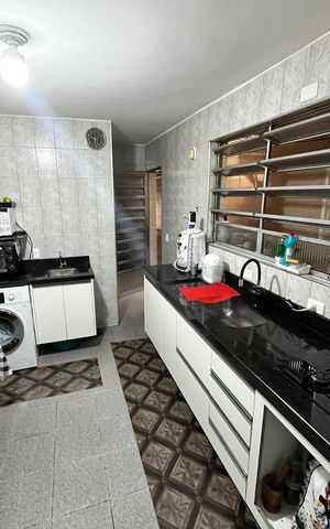 Casa à venda com 450m², 3 quartos e 2 vagasCozinha