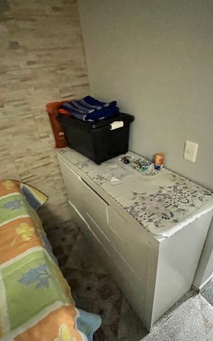 Casa à venda com 450m², 3 quartos e 2 vagasSala/Quarto
